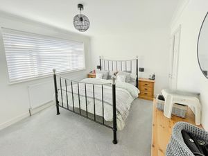 ST MARYS ROAD- click for photo gallery